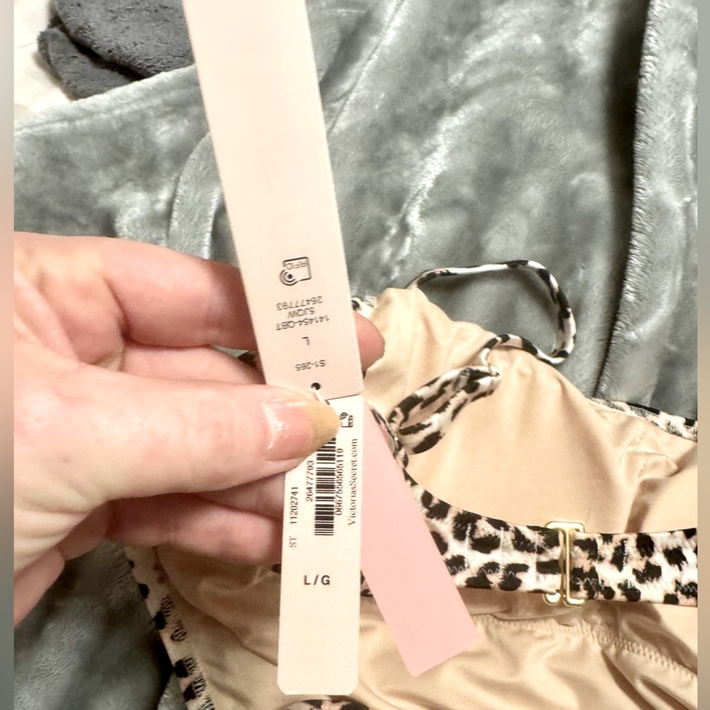 Size Large Victoria’s Secret Swim
